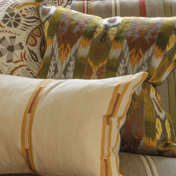 Poduszka dekoracyjna Sambala William Yeoward (Spice)
