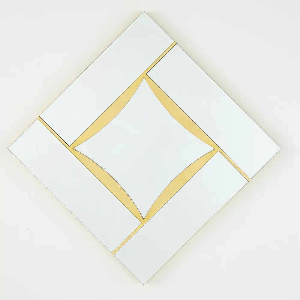 Lustro w kształcie diamentu z płatkami zlota (Gold Leaf)