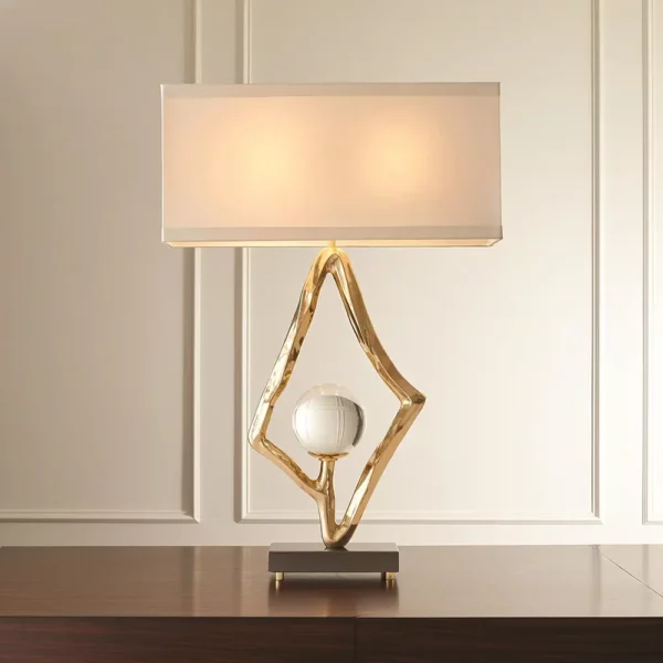 Lampa Abstract z 15-centymetrową kryształową kulą (Brass)